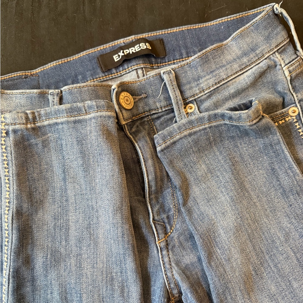 Express Skinny Jeans in Medium Blue Denim